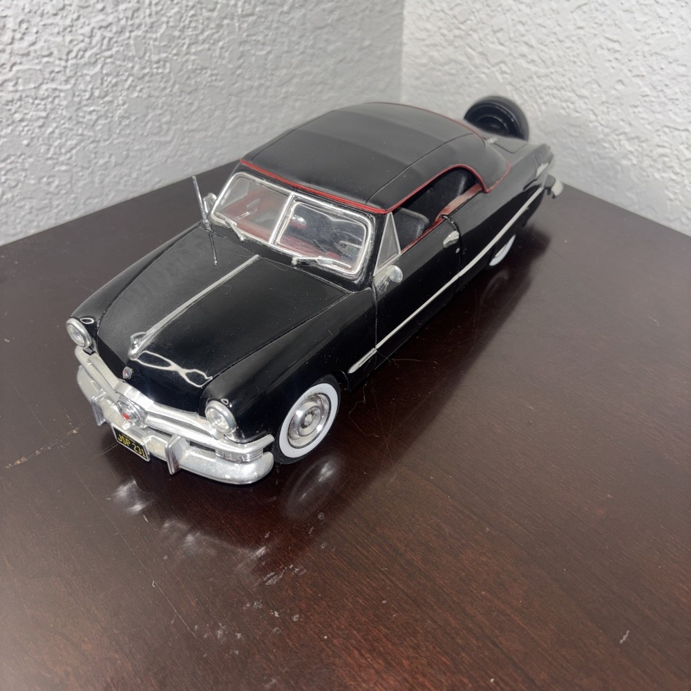 VINTAGE Maisto Special Edition 1:18 Black 1950 Ford Diecast Car NICE CAR